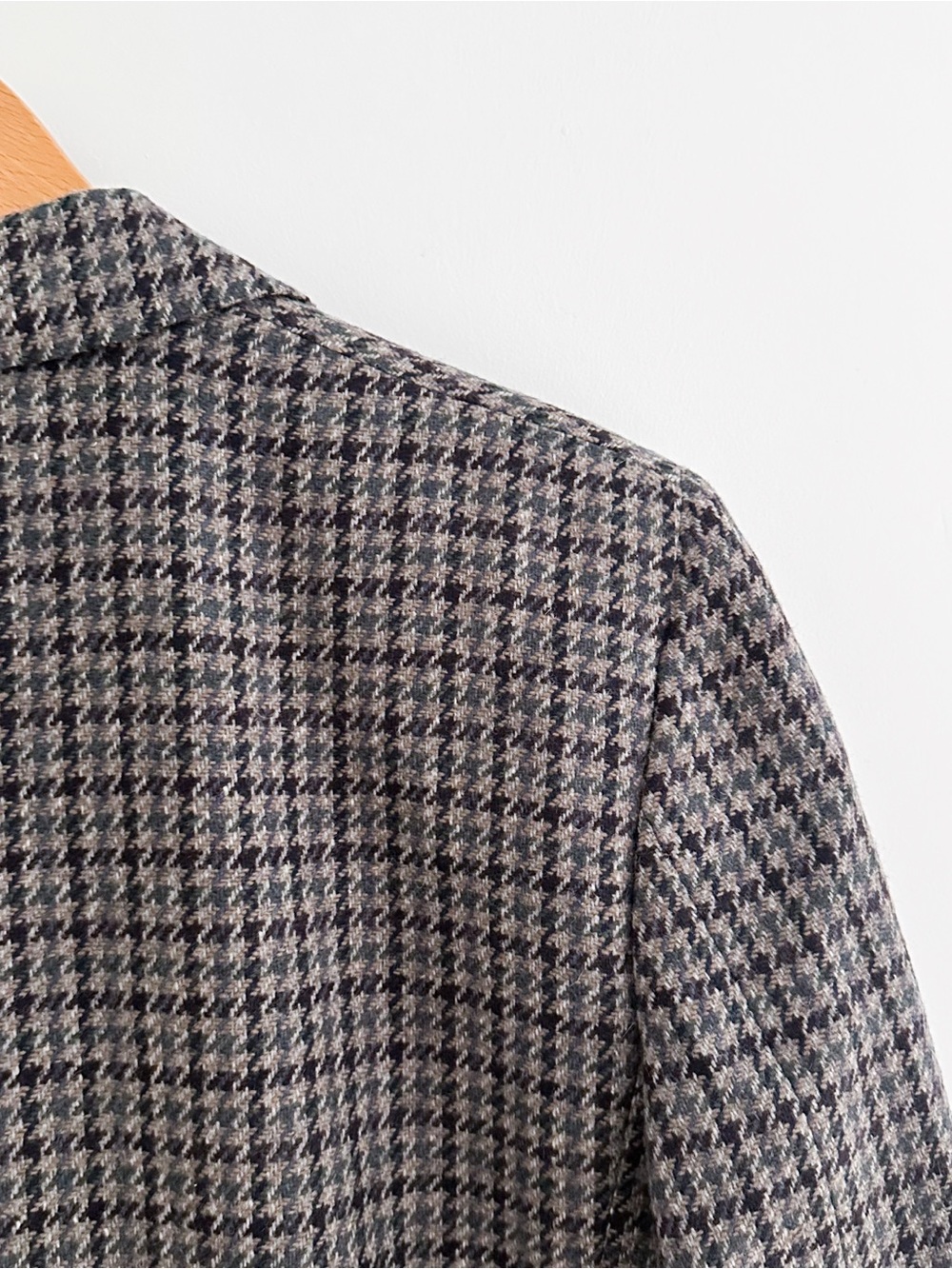 Vintage Charcoal Wool Houndstooth Blazer Size 12 Made In USA Old Money Prep - Picture 8 of 9